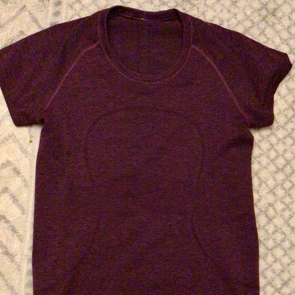 Lululemon Swiftly Tech Tee size 10 purple